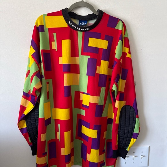 Umbro Multicolor Geometric Jersey - Picture 1 of 5